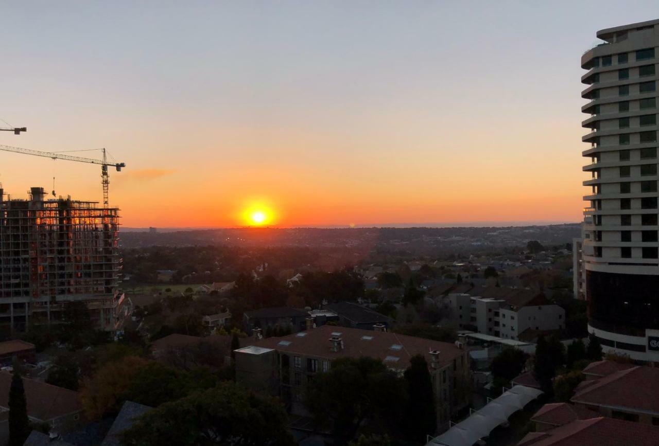 Sandton Skye Suites Johannesburg Exteriör bild