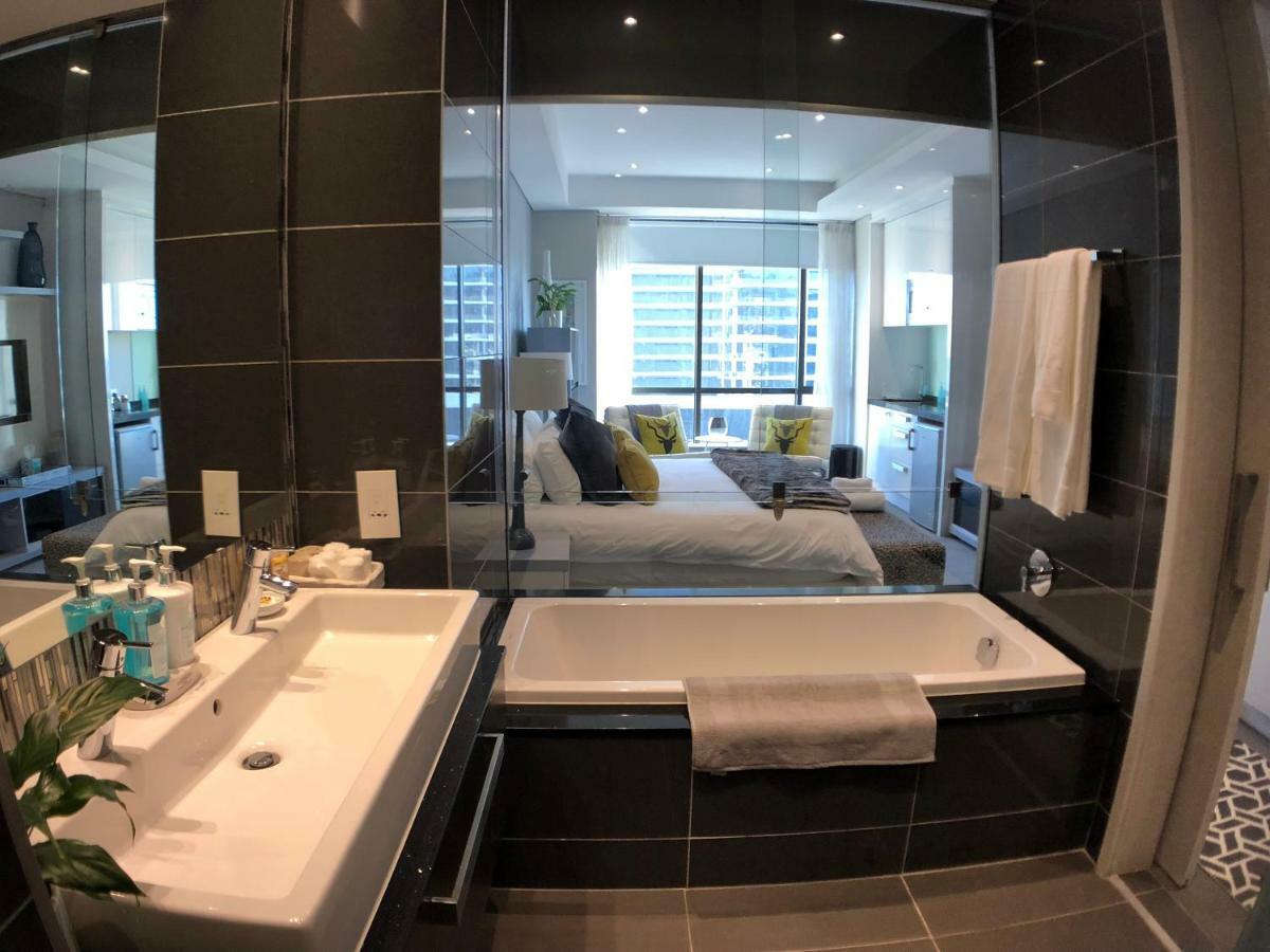 Sandton Skye Suites Johannesburg Exteriör bild